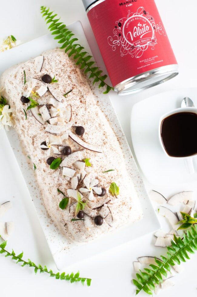 SEMIFREDDO AL CAFFÈ, COCCO E VANIGLIA 01 SEMIFREDDO AL CAFFÈ, COCCO E VANIGLIA 01