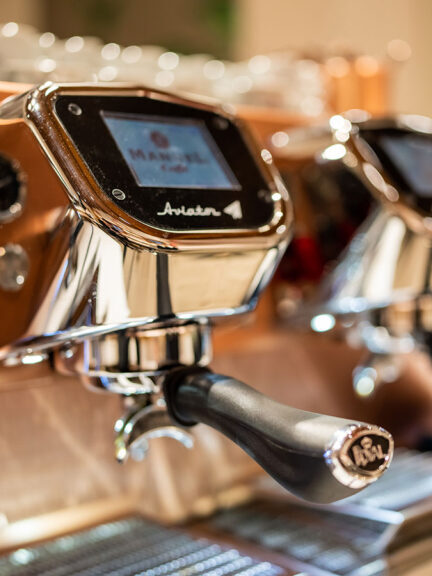 NOSTRA SIGNORA DEL CAFF&Egrave; LA MACCHINA 02
